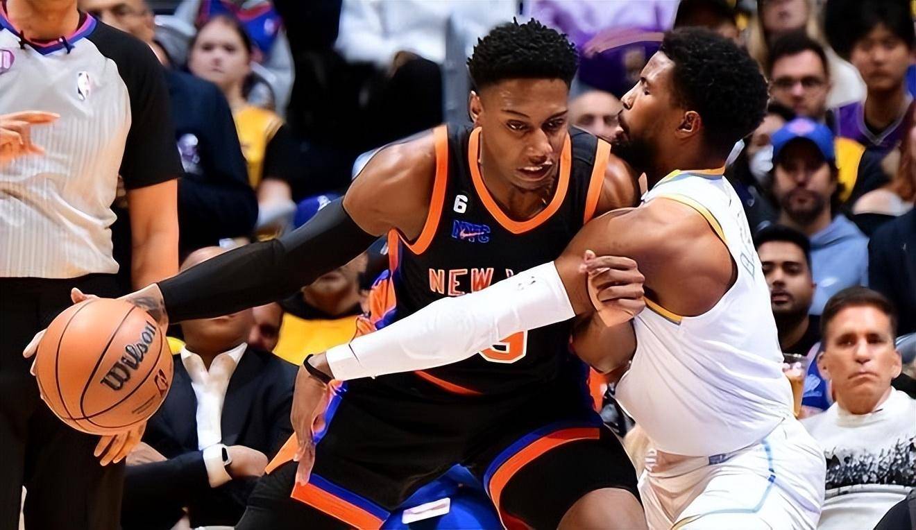 九游VIP-包含湖人爆冷尼克斯，拉塞尔完成帽子戏法的词条