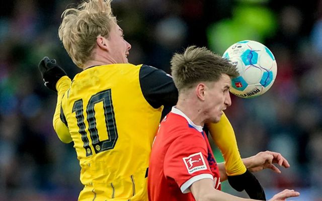 包含集锦：多特蒙德爆冷不敌斯图加特的词条