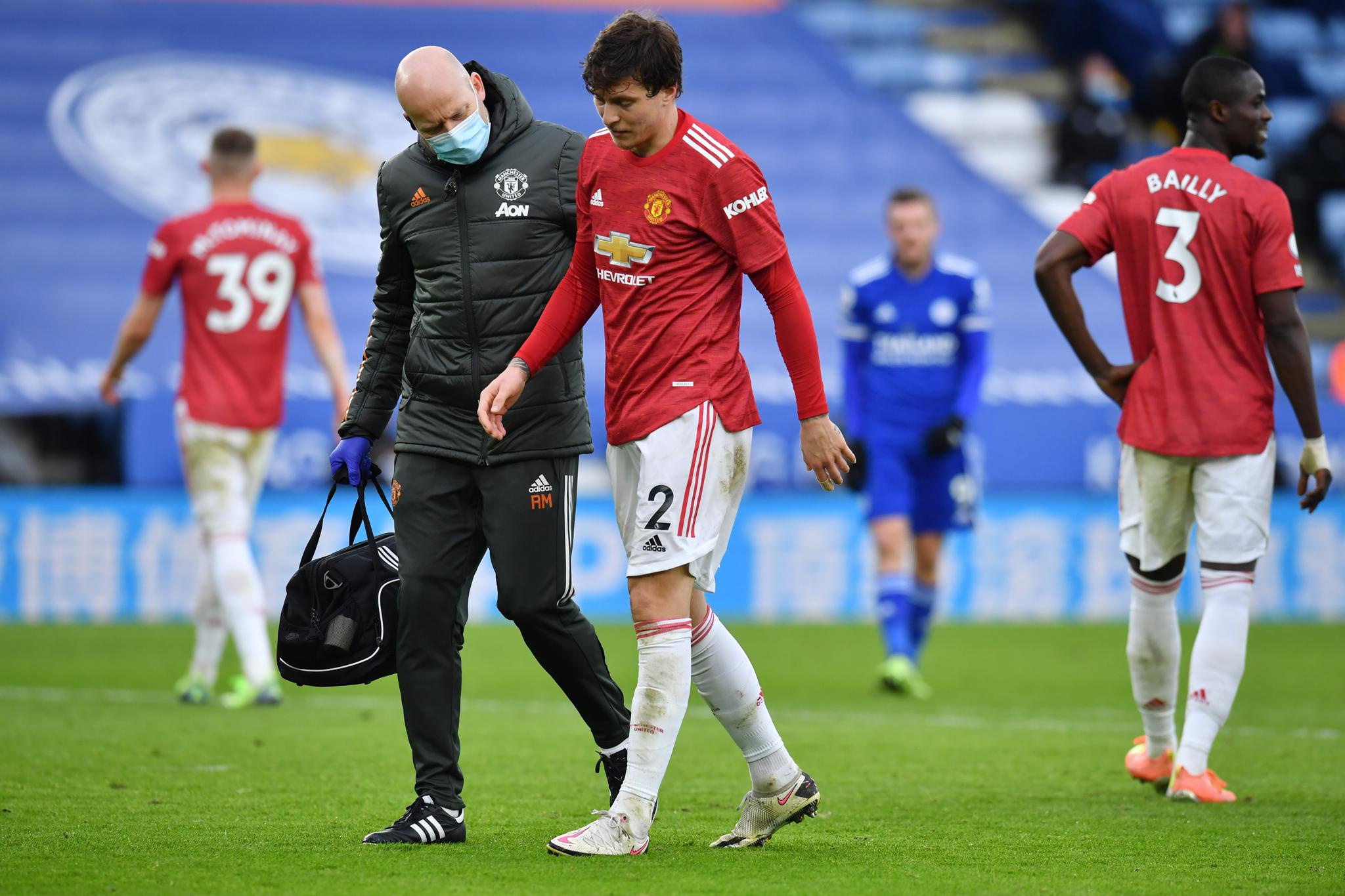 九游娱乐网站-莱斯特城客场战平，未能全身而退