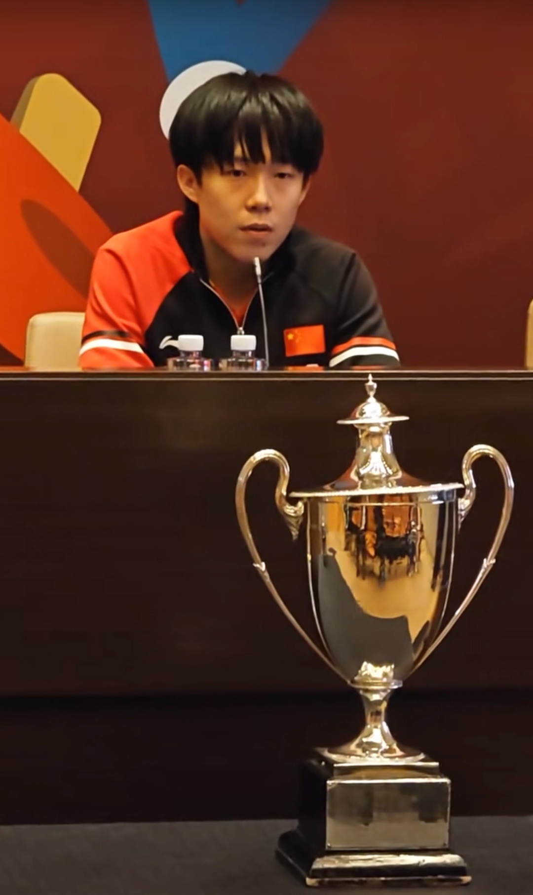 九游体育-关于亚洲球员获得MVP奖杯，成为焦点人物的信息