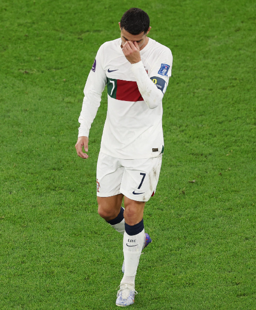 包含里尔队主教练布局明智，带领球队前行的词条