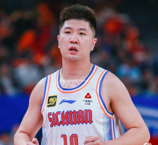 九游体育APP下载-上海队客场击败新疆悍将刘炜砍下分的简单介绍