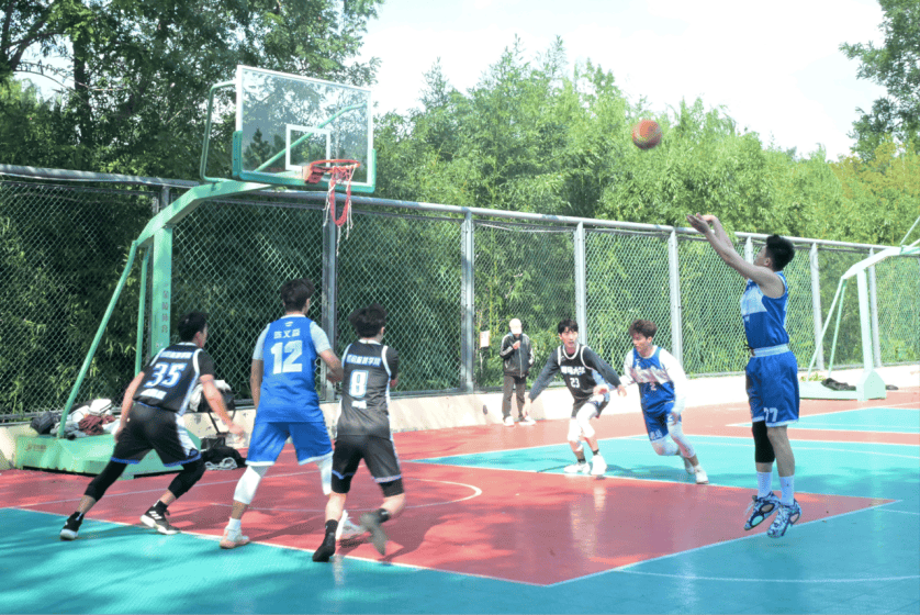 九游游戏-包含身体和意志的抗衡，篮球比赛带来的精彩的词条