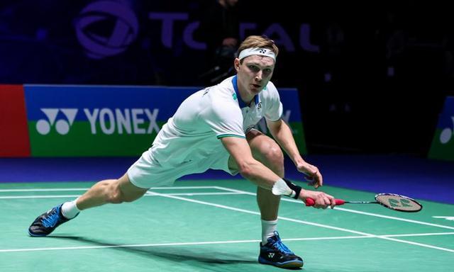 包含马来西亚队鏖战泰国队,安赛龙点燃赛场的词条 包含马来西亚队鏖战泰国队,安赛龙点燃赛场的词条