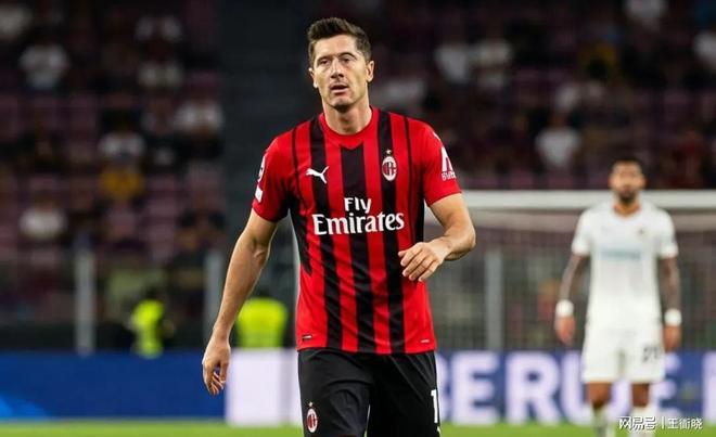 罗马轻取荷兰，莱万带队取胜