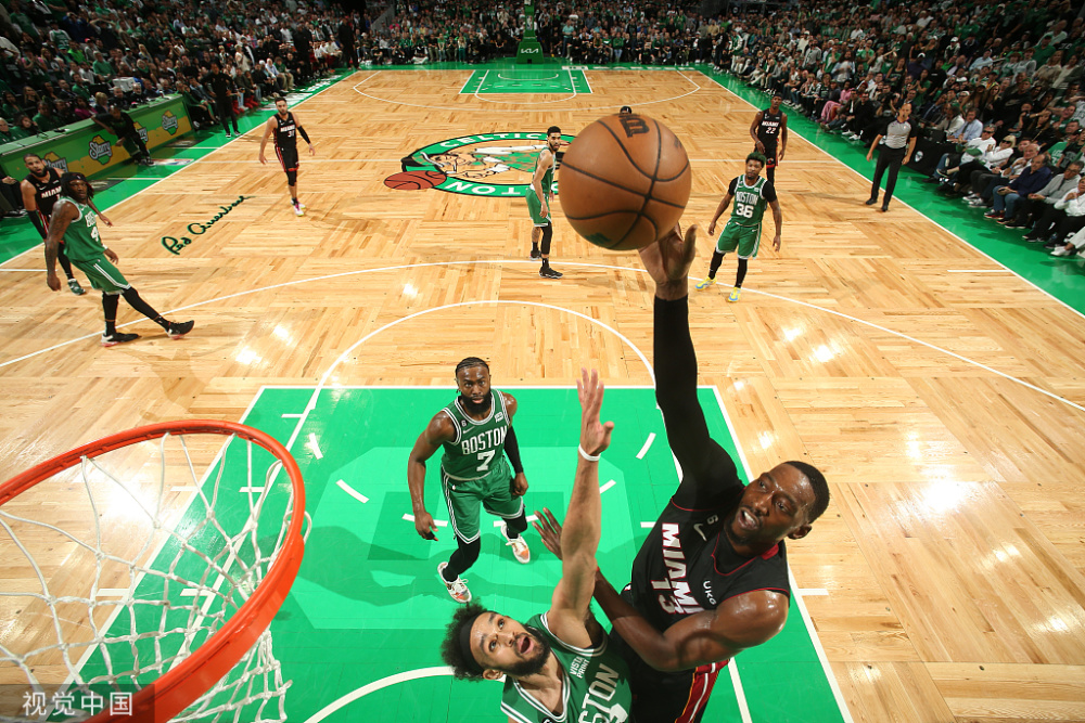 年终总决赛逆转联合杯，蒂姆统治全场的简单介绍