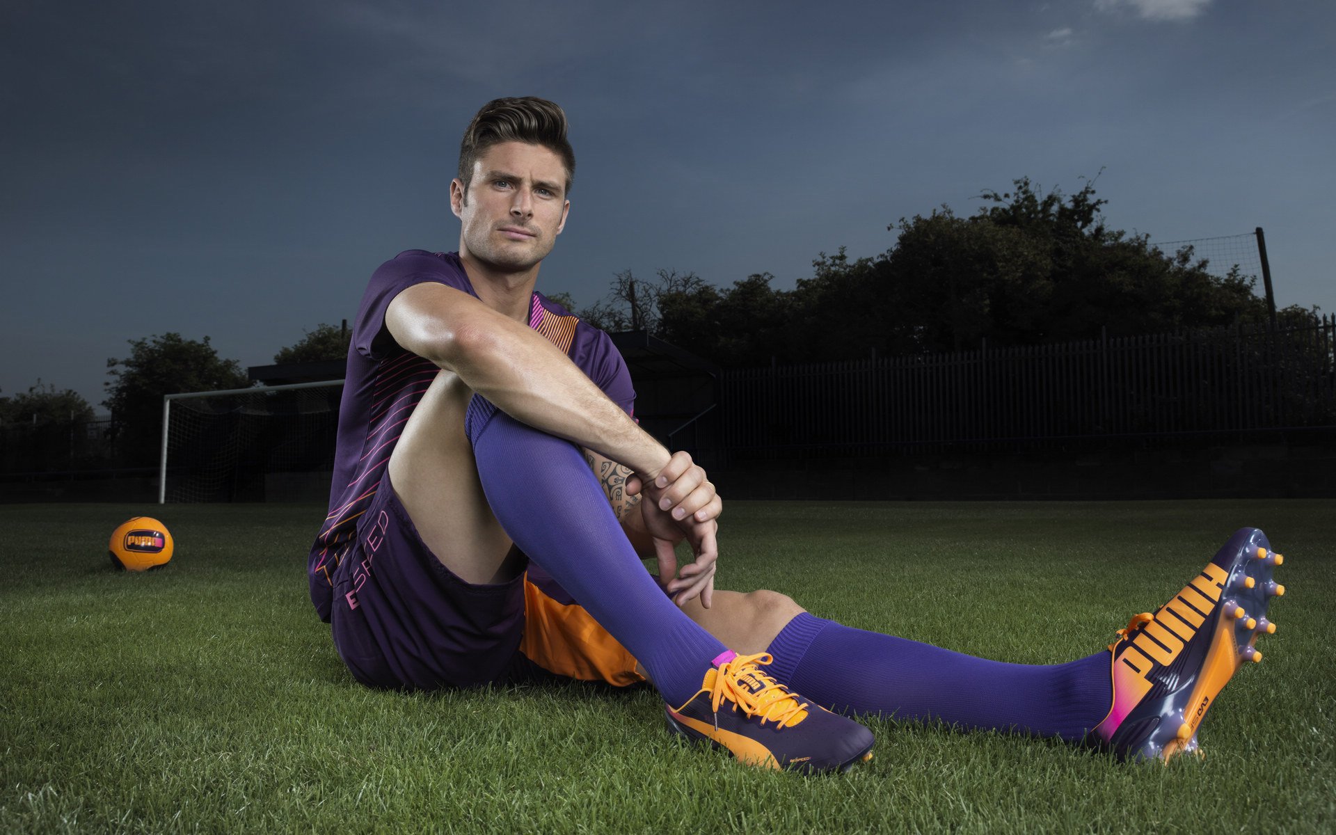 厄德高惊艳四座，利物浦冲垮西班牙—当北欧艺术撞上英伦铁骑